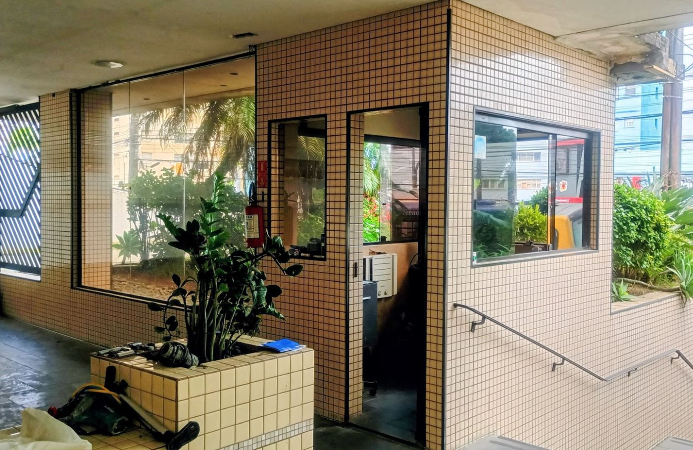 Apartamento com 3 dormitórios para alugar, 140 m² por R$ 3.850,00/mês - Itararé - São Vicente/SP