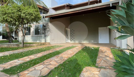 Casa à venda com 4 quartos, sendo 1 suíte,  no condomínio Raizes, Paulínia - SP