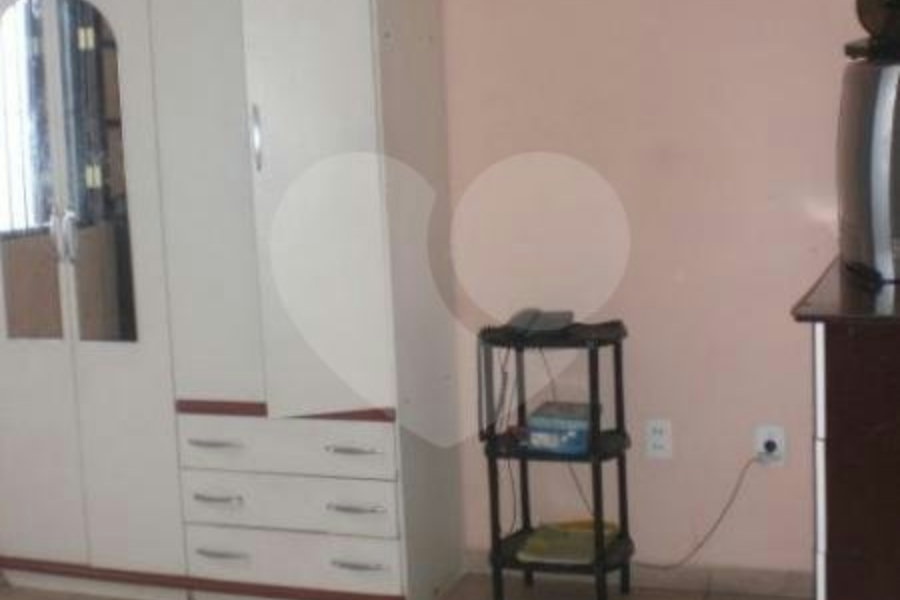 Sobrado à venda com 3 quartos, sendo 1 suíte, em Jardim Peri, São Paulo, SP