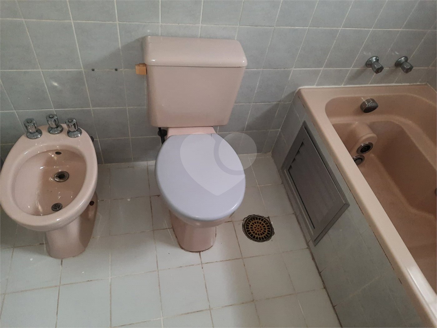 Cobertura à venda com 3 quartos, sendo 1 suíte, em Vila das Belezas, São Paulo, SP
