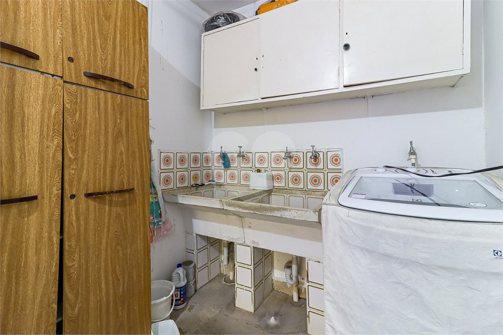Casa à venda com 3 quartos, sendo 1 suíte, em Mirandópolis, São Paulo, SP