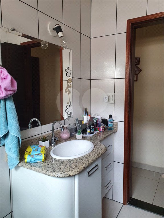 Sobrado à venda com 3 quartos, sendo 1 suíte, em Tremembé, São Paulo, SP