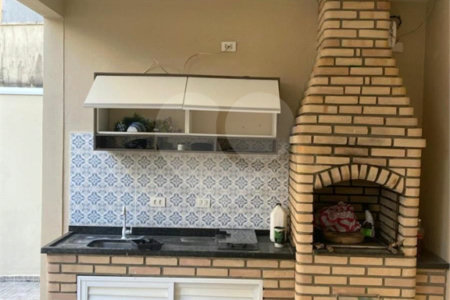 Sobrado à venda com 3 quartos, sendo 1 suíte, em Jardim Nathalie, Mogi das Cruzes, SP