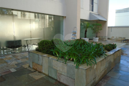 Apartamento à venda com 3 quartos, sendo 1 suíte,  em Brooklin, São Paulo, SP