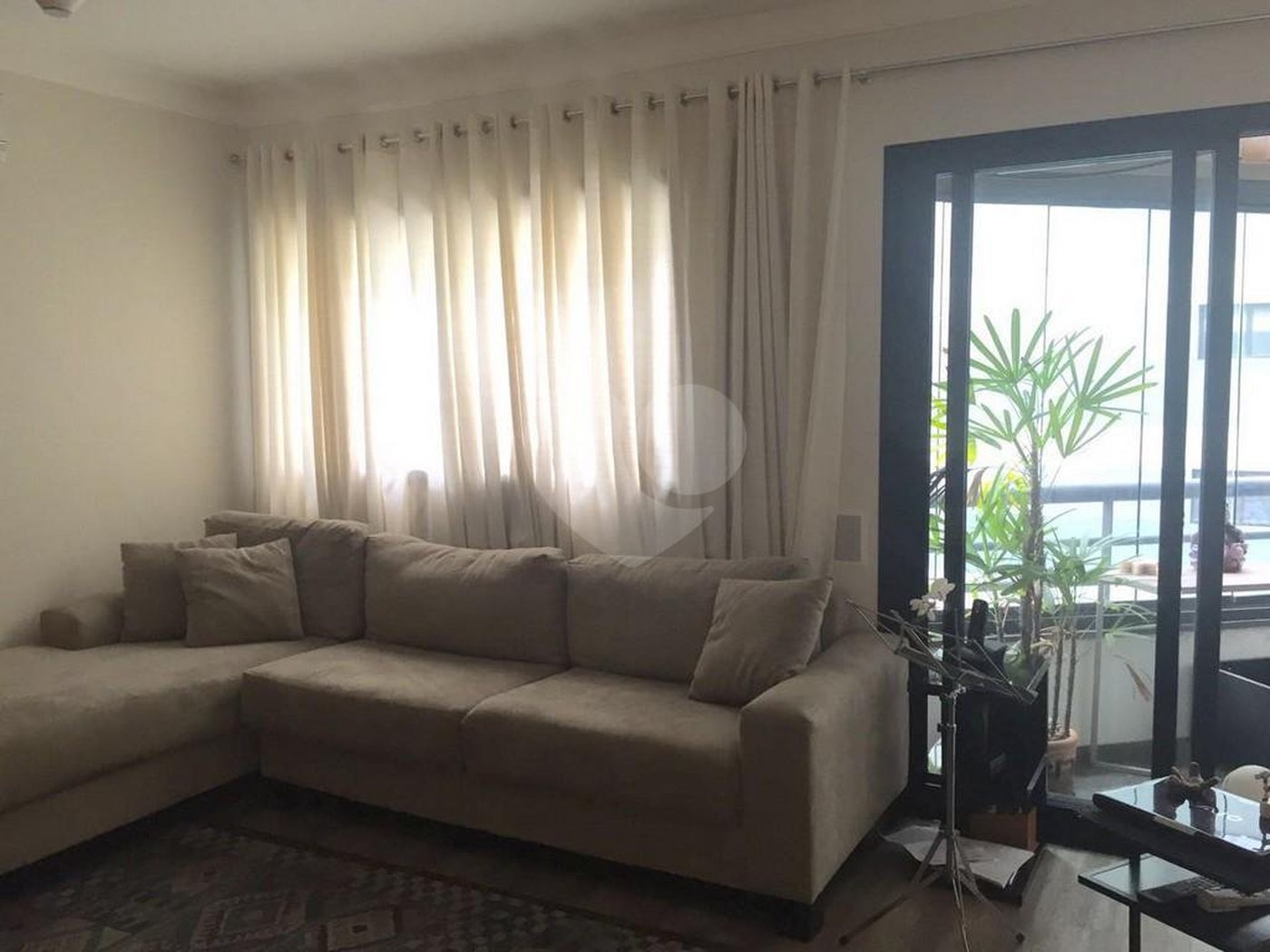 Apartamento à venda com 3 quartos, sendo 1 suíte,  em Vila Morumbi, São Paulo, SP