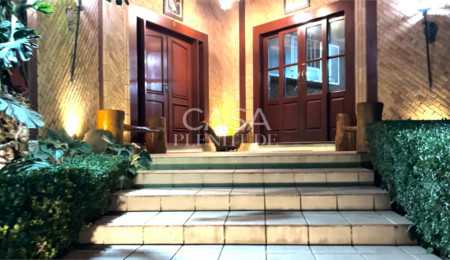 Casa à venda com 23 quartos, sendo 8 suítes,  em Taiaçupeba, Mogi das Cruzes, SP