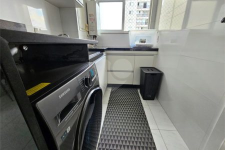 Apartamento à venda com 3 quartos, sendo 1 suíte, em Vila Regente Feijó, São Paulo, SP