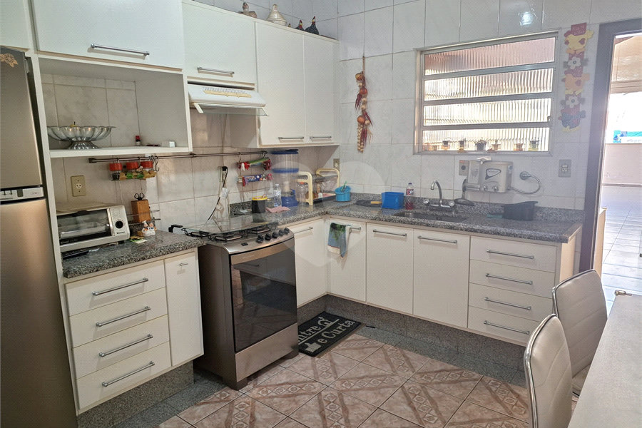 Sobrado à venda com 5 quartos, sendo 1 suíte,  em Santana, São Paulo, SP