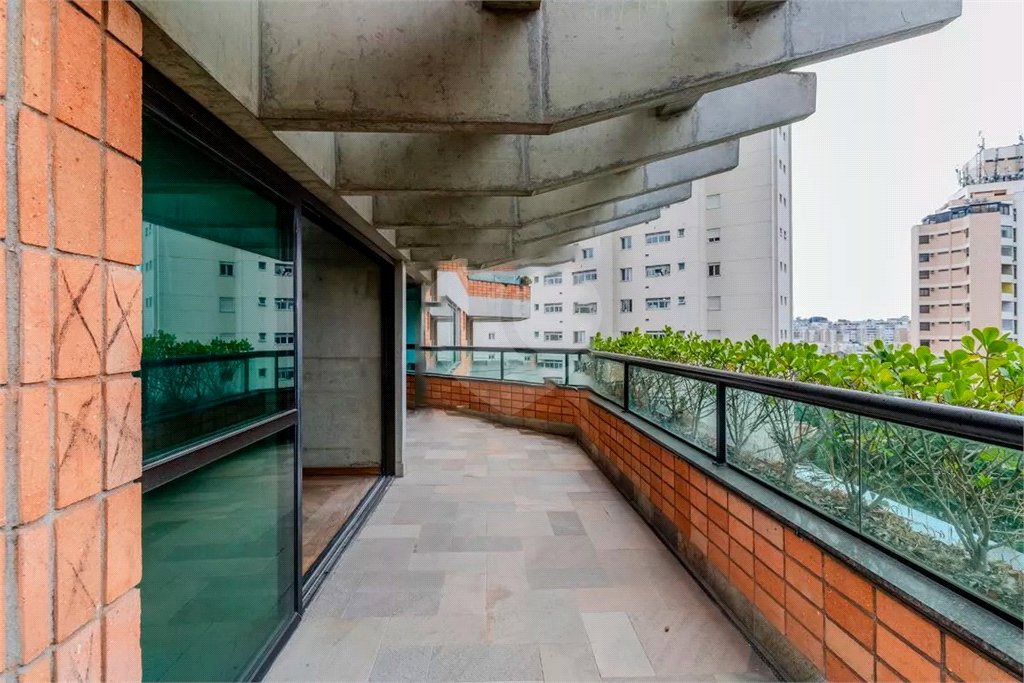 Apartamento à venda com 4 quartos, sendo 2 suítes, em Paraíso do Morumbi, São Paulo, SP