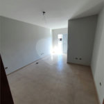 Casa à venda com 3 suítes em Vila Maricy, Guarulhos, SP