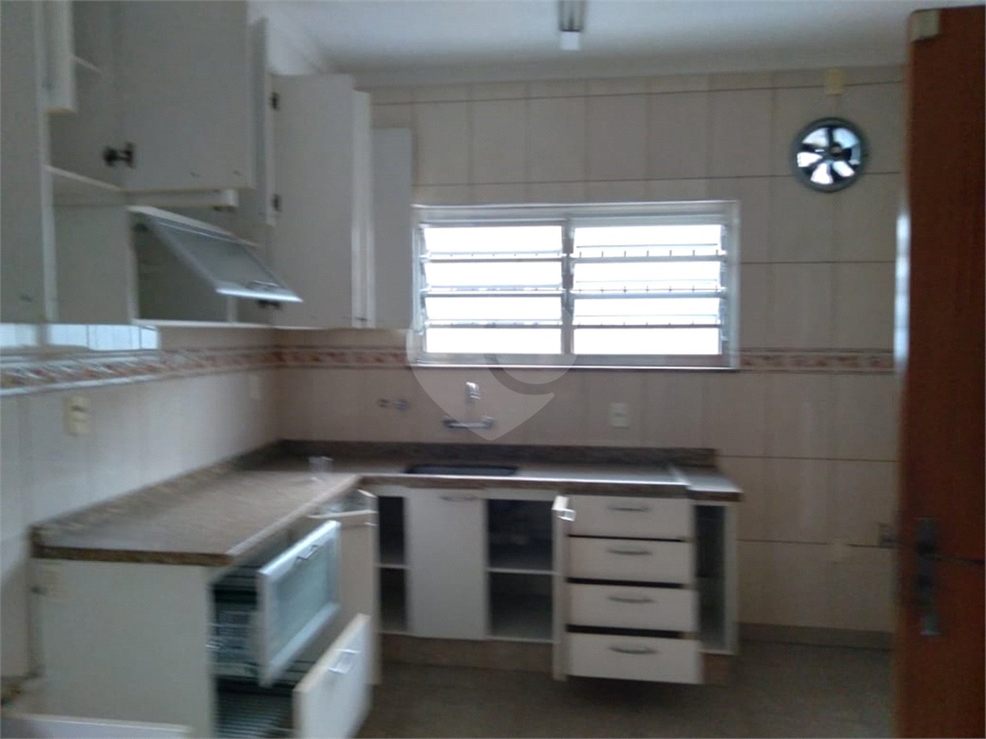 Sobrado à venda com 4 quartos, sendo 1 suíte, em Santana, São Paulo, SP