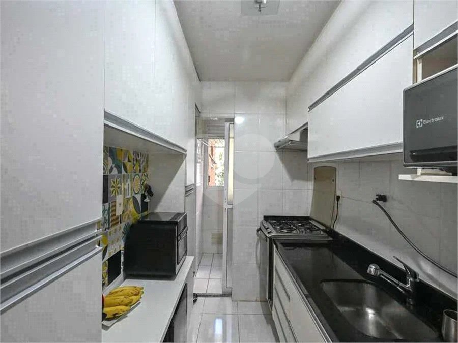 Apartamento à venda com 3 quartos, sendo 1 suíte,  em Vila Andrade, São Paulo, SP