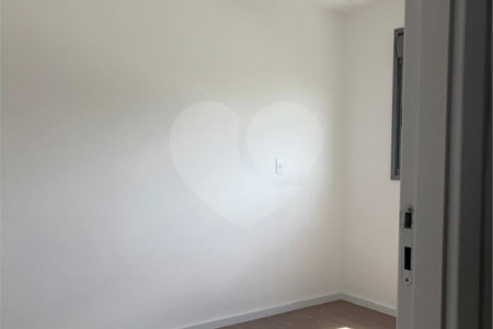Apartamento à venda com 2 quartos em Vila Mogilar, Mogi das Cruzes, SP