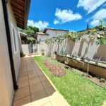 Casa à venda com 3 suítes no condomínio Bosque de Grevilea, Vinhedo - SP