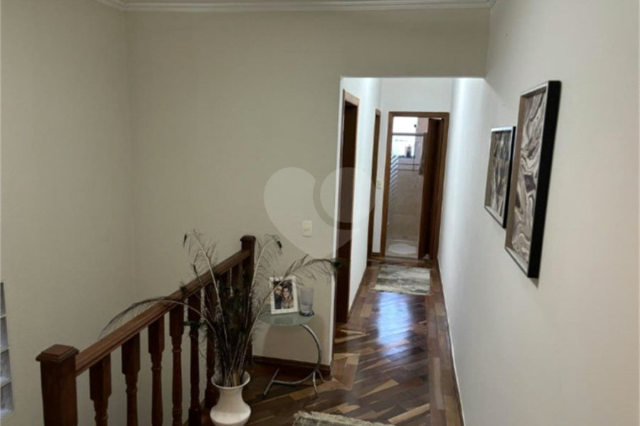 Sobrado à venda com 4 quartos, sendo 1 suíte, em Vila Floresta, Santo André, SP