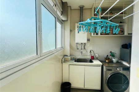 Apartamento à venda com 3 quartos, sendo 1 suíte, em Alto da Boa Vista, São Paulo, SP