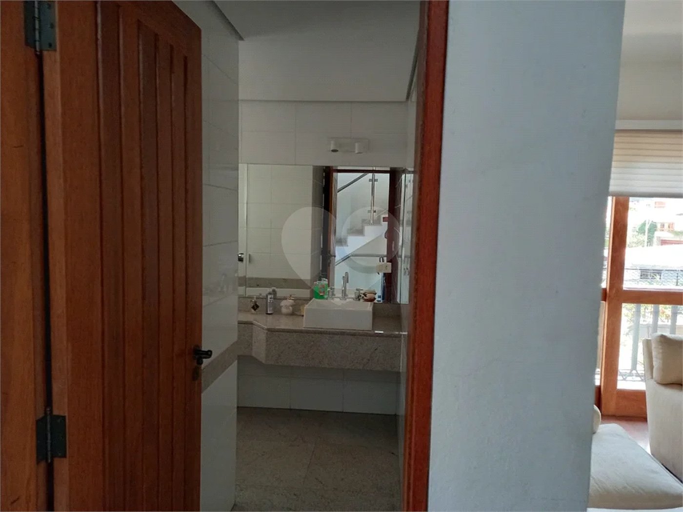 Casa à venda com 5 quartos, sendo 4 suítes, em Jardim São Bento, São Paulo, SP