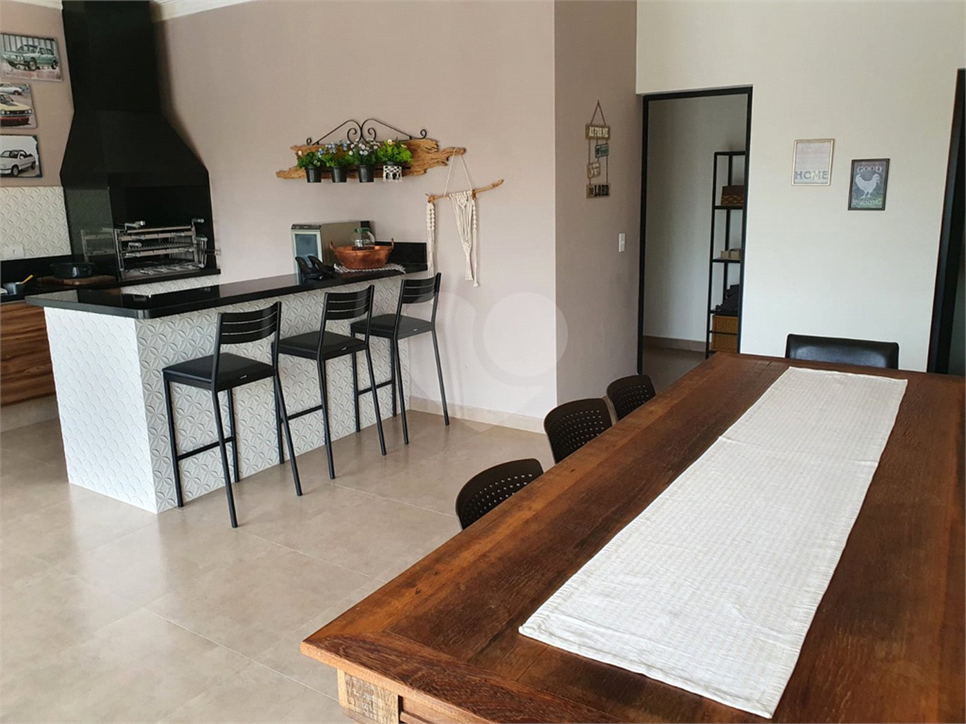 Casa à venda com 3 suítes no condomínio Village Ipanema 1, Araçoiaba da Serra - SP
