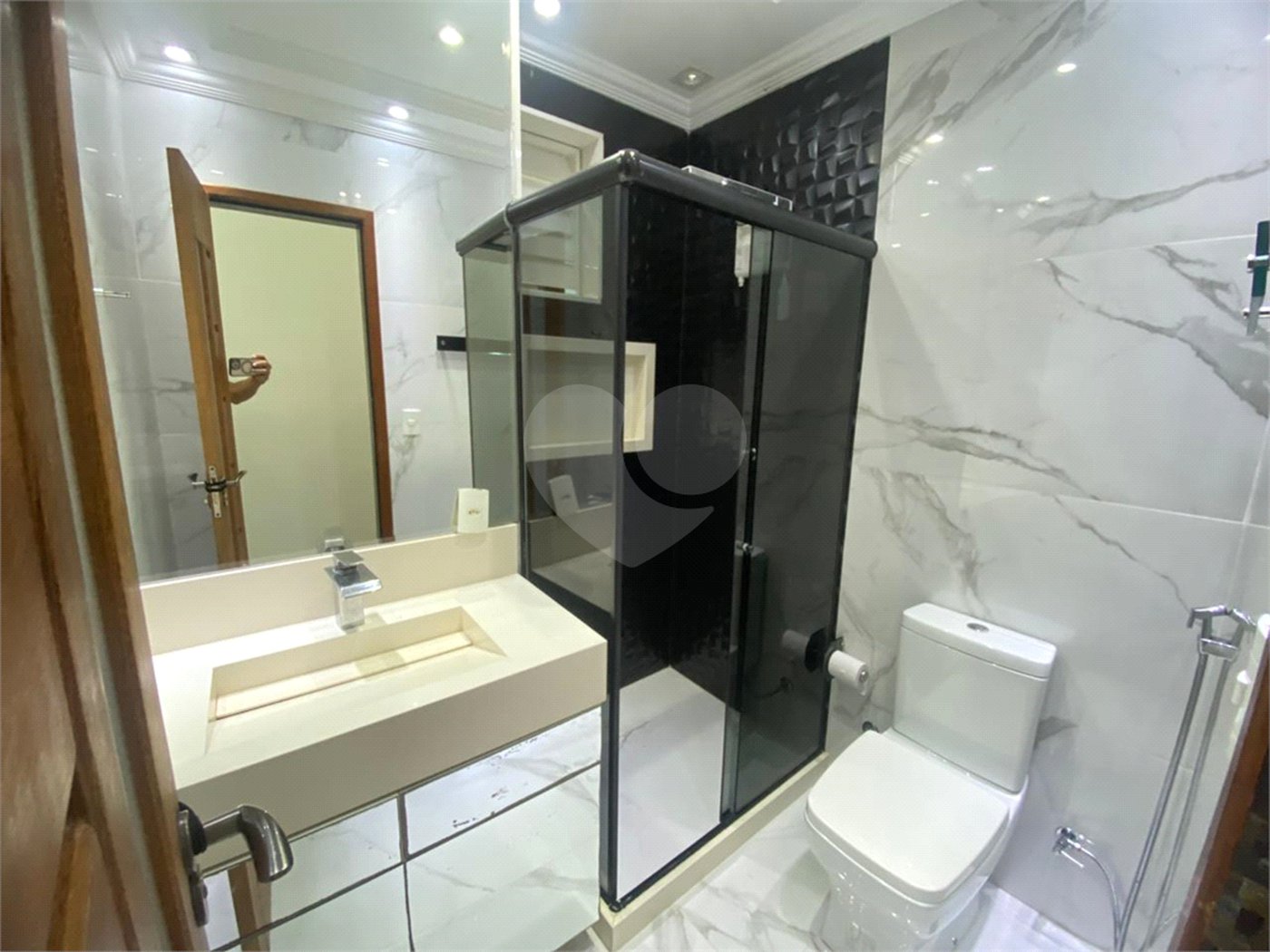 Casa à venda com 4 quartos, sendo 1 suíte, em Inhoaíba, Rio de Janeiro, RJ