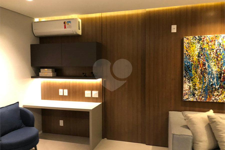 Apartamento à venda com 4 quartos, sendo 1 suíte,  em Pinheiros, São Paulo, SP