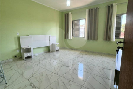 Sobrado à venda com 5 quartos, sendo 1 suíte, em Vila Medeiros, São Paulo, SP