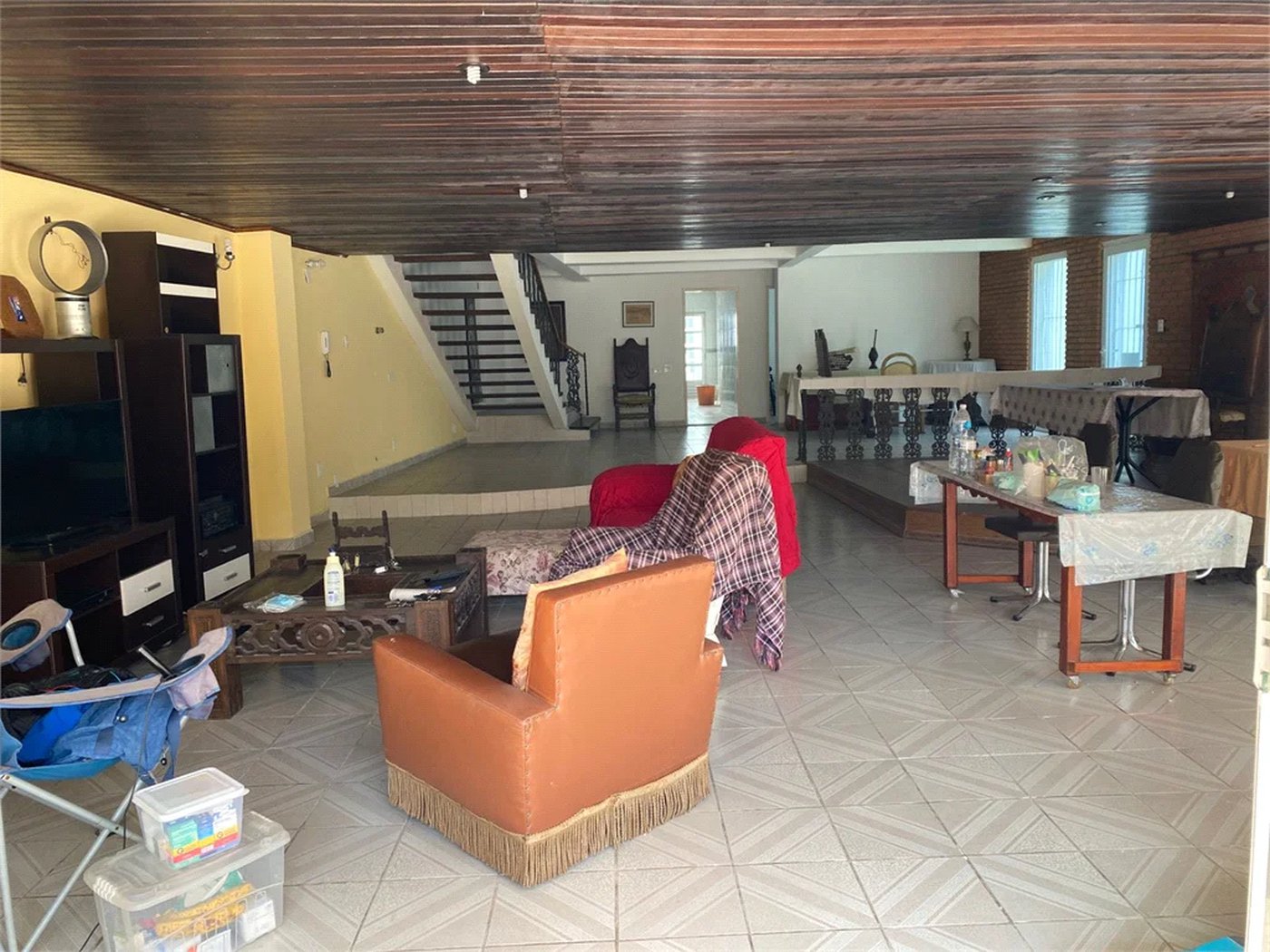 Sobrado à venda com 4 quartos, sendo 2 suítes, em Paraisópolis, São Paulo, SP