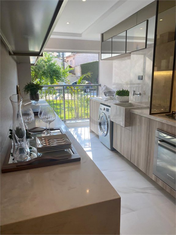 Apartamento à venda com 3 suítes em Jardim das Acácias, São Paulo, SP