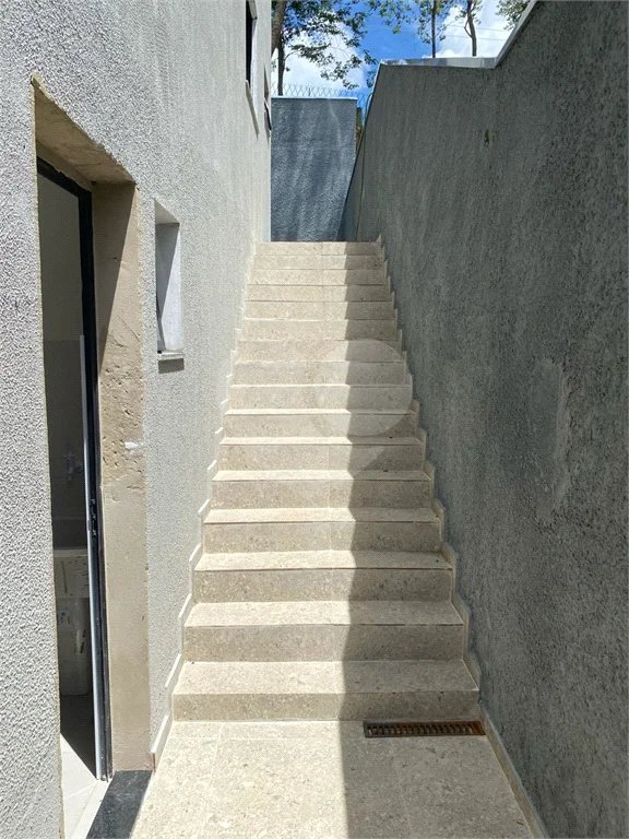 Casa à venda com 3 suítes em Chácara Roselândia, Cotia, SP