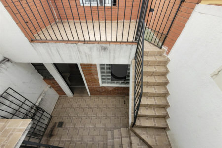 Sobrado à venda com 2 quartos em Jardim Mangalot, São Paulo, SP