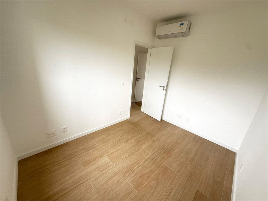 Apartamento à venda com 3 quartos, sendo 1 suíte, em Cézar de Souza, Mogi das Cruzes, SP