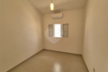 Casa Térrea à venda com 3 quartos, sendo 1 suíte, no Centro, Vinhedo, SP