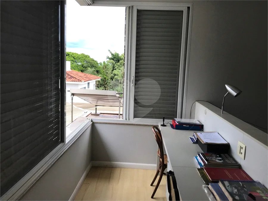 SOBRADO ALTO PADRÂO COND.PARQUE SABARA