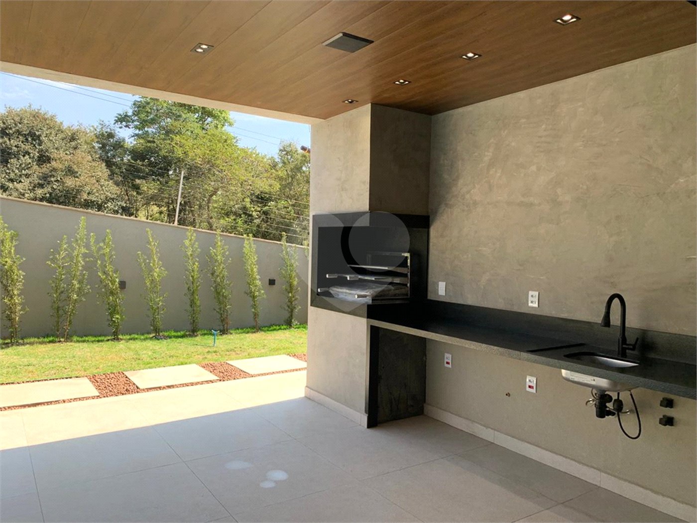 Casa à venda com 4 suítes no condomínio Reserva São Nicolau, Atibaia - SP