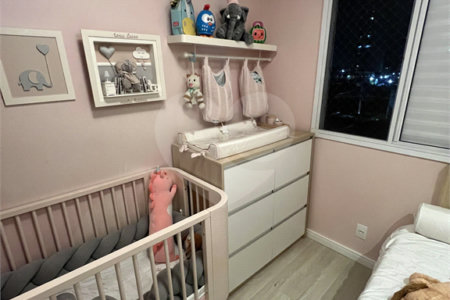 Apartamento à venda com 2 quartos em Conjunto Residencial Irai, Suzano, SP