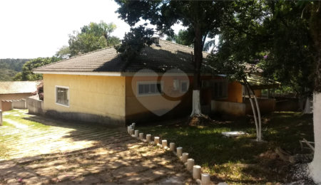 Casa à venda com 8 quartos, sendo 4 suítes,  em Santa Inês, Mairiporã, SP