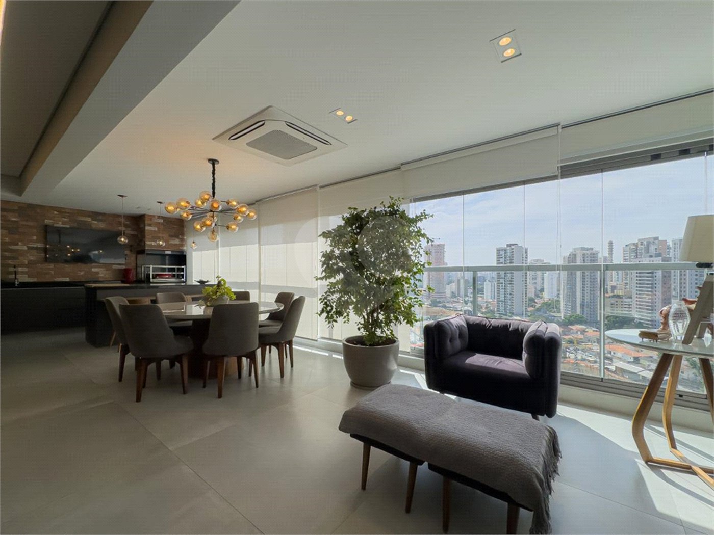 Apartamento à venda com 3 suítes em Brooklin, São Paulo, SP