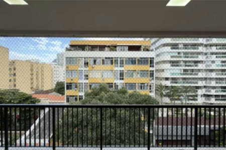 Apartamento à venda com 2 quartos, sendo 1 suíte,  em Laranjeiras, Rio de Janeiro, RJ