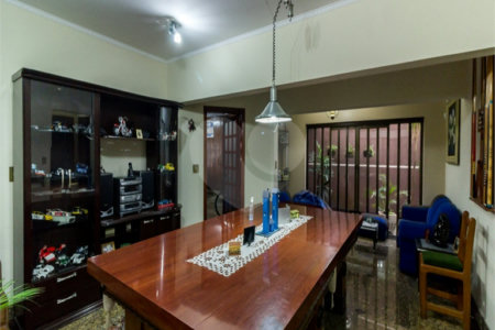 Casa à venda ou para alugar com 5 quartos, sendo 3 suítes, em Independência, São Bernardo do Campo, SP