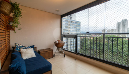 Apartamento à venda com 2 quartos, sendo 1 suíte,  em Santo Amaro, São Paulo, SP