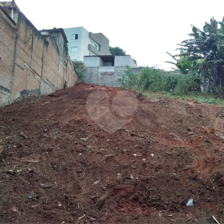 Terreno à venda em Jardim dos Pinheiros, Atibaia, SP