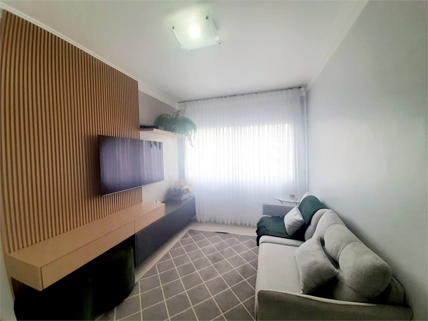 Apartamento à venda com 3 quartos em Moema, São Paulo, SP