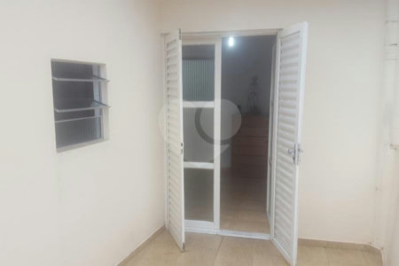 Sobrado à venda com 2 quartos, sendo 1 suíte, em Tucuruvi, São Paulo, SP