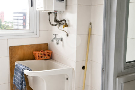 Apartamento à venda com 3 quartos, sendo 1 suíte, em Jardim das Acácias, São Paulo, SP