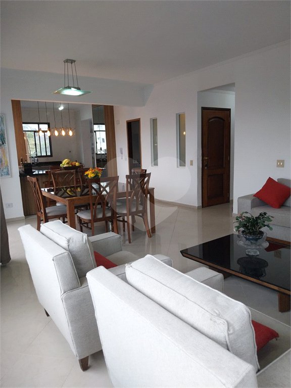 Apartamento à venda com 4 quartos, sendo 1 suíte,  em Vila Ipojuca, São Paulo, SP