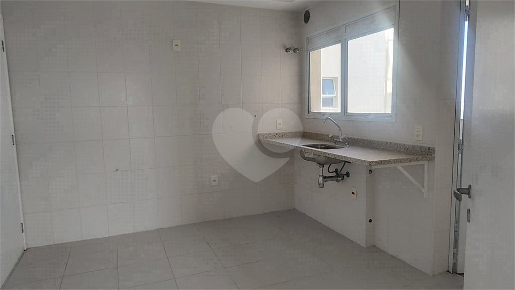 Apartamento à venda com 3 suítes em Jardim Zaira, Guarulhos, SP