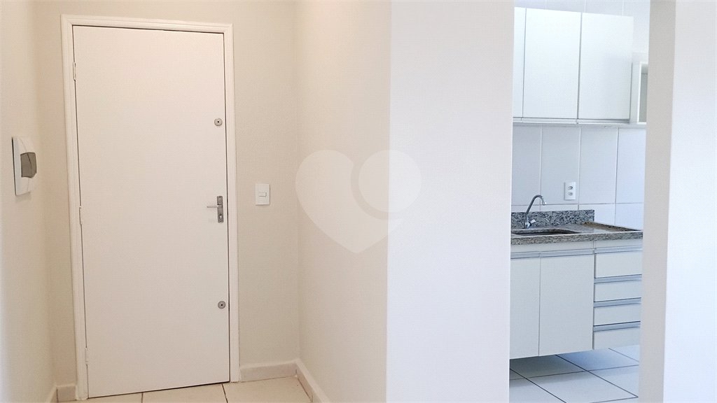 Apartamento à venda com 2 quartos, sendo 1 suíte, em Residencial Flórida, Ribeirão Preto, SP