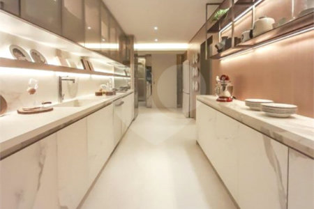 Apartamento à venda com 4 suítes em Indianópolis, São Paulo, SP