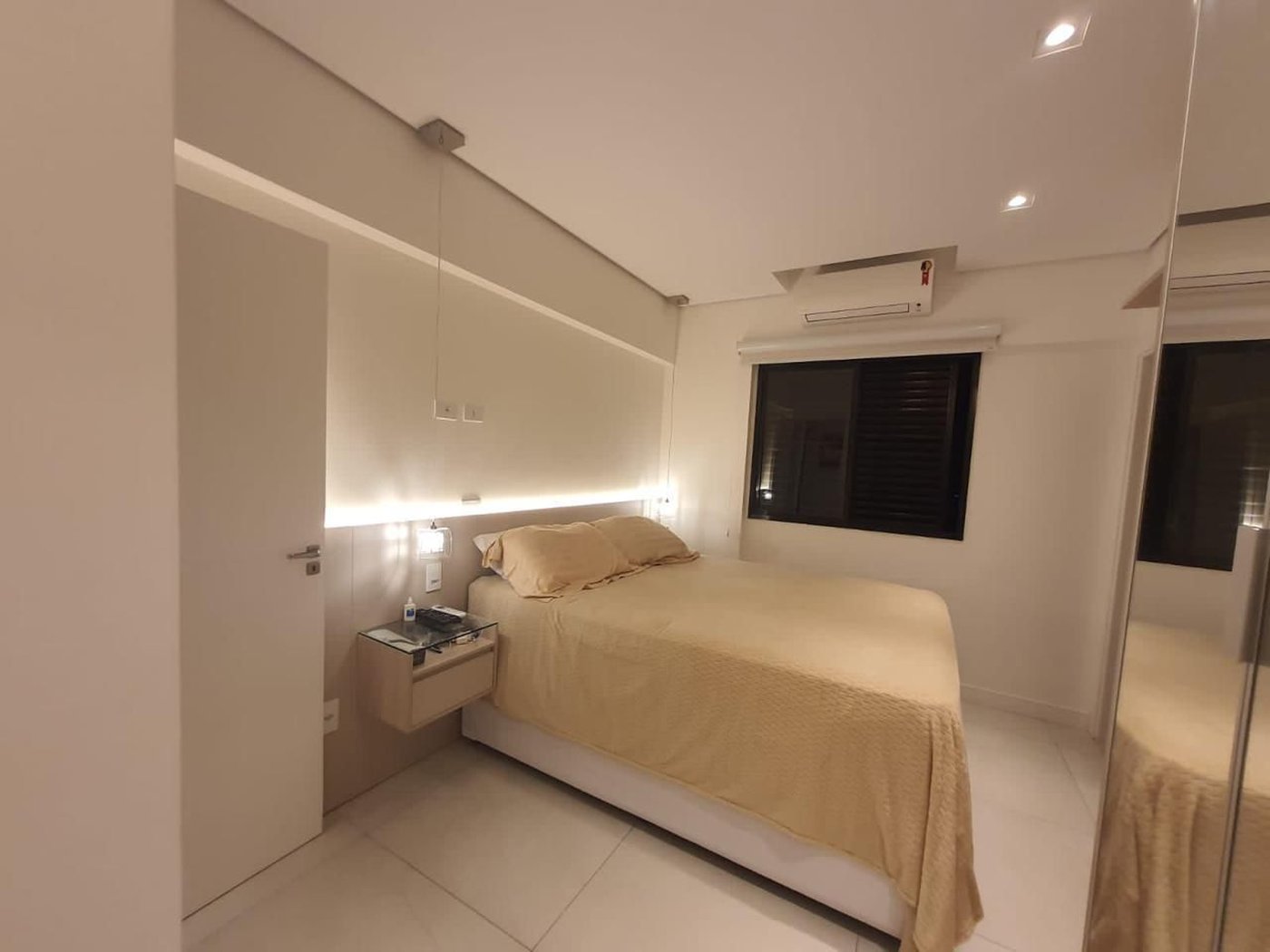 Apartamento com 2 dormitórios à venda, 106 m² por R$ 945.000,00 - Ponta da Praia - Santos/SP