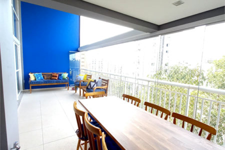 Apartamento à venda com 4 suítes em Vila Suzana, São Paulo, SP