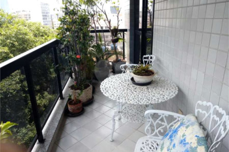 Apartamento à venda com 2 quartos, sendo 1 suíte, em Tijuca, Rio de Janeiro, RJ